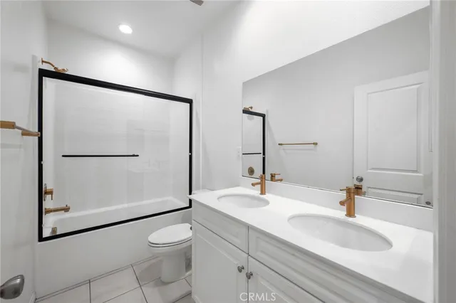 $4,000 | 8887 Orangethorpe Avenue, Buena Park, CA 90621