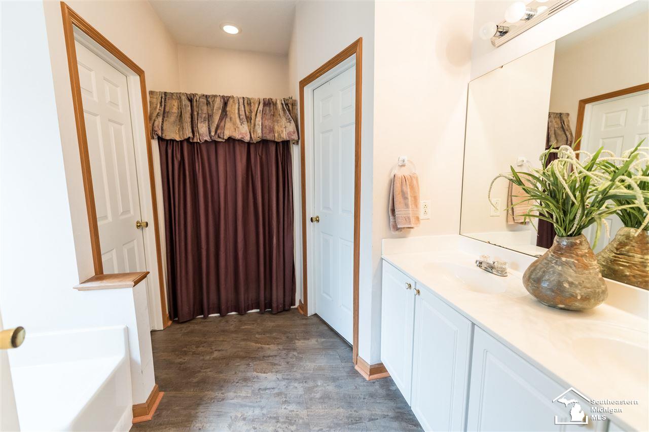6774 Lockmill Street Temperance, MI 48182 - Photo 28 of 40 Gallery Image 28