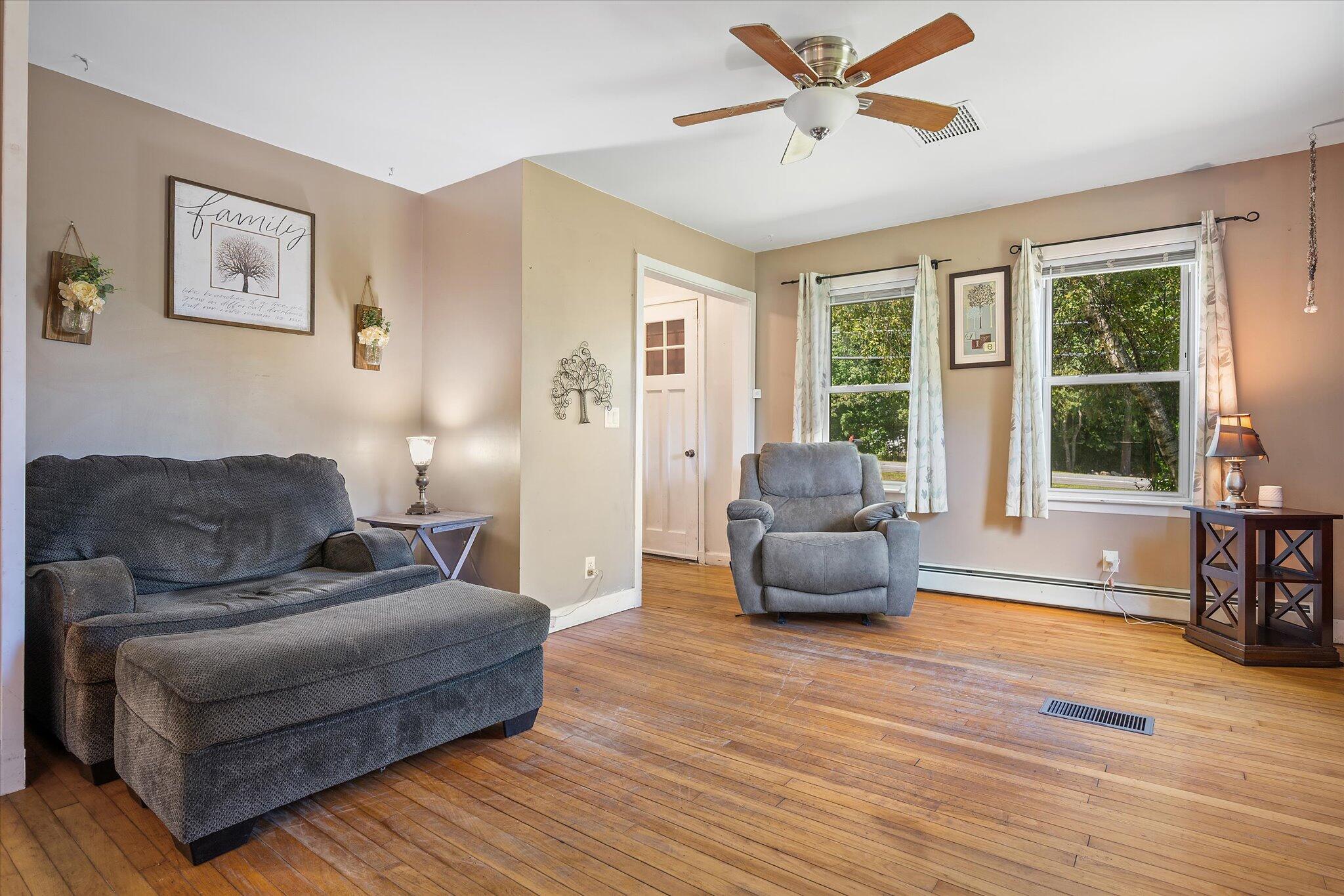 1241 North Main Street Brewer, ME 04412 - Photo 17 of 41 26-Living Room