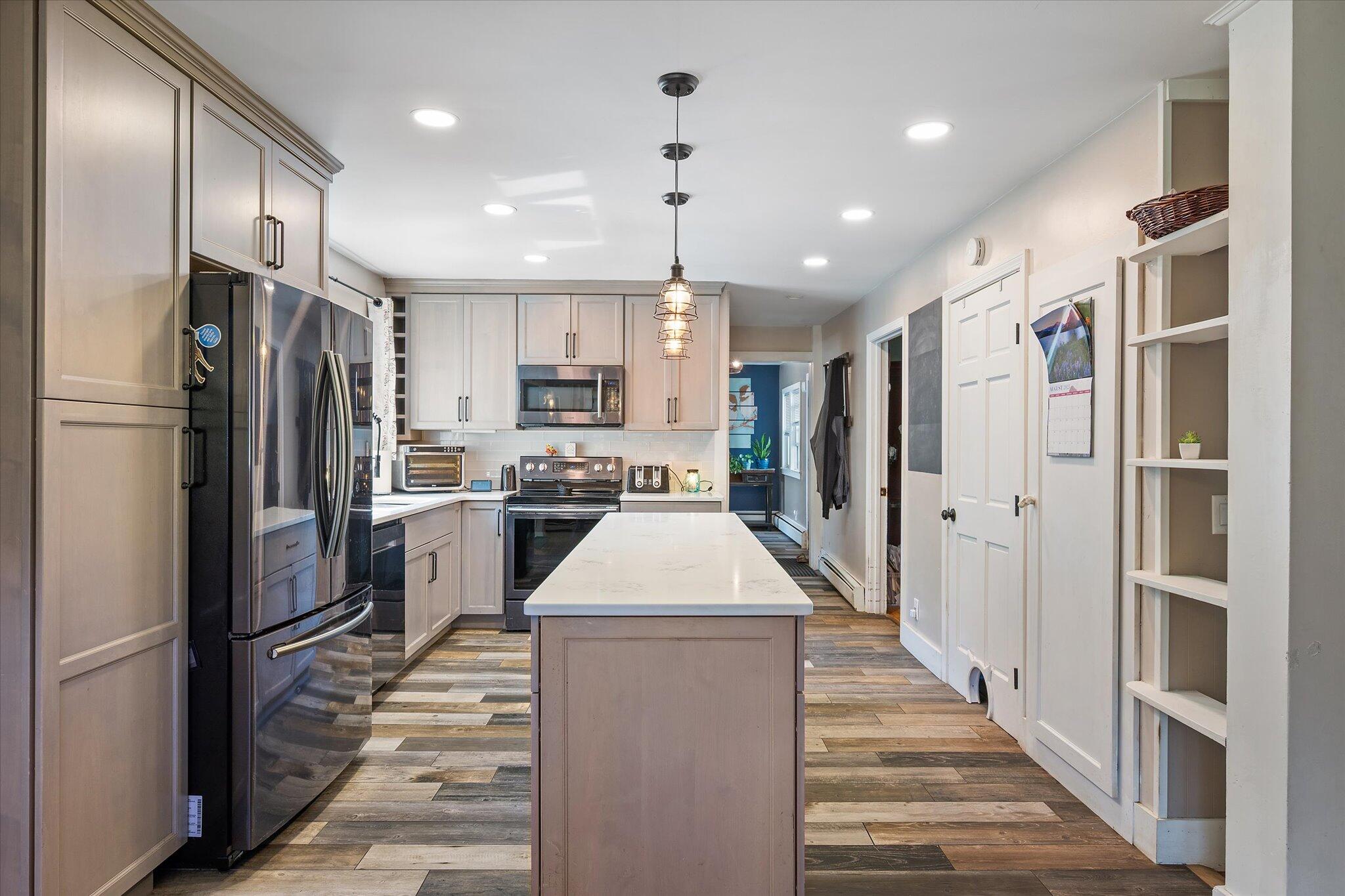 1241 North Main Street Brewer, ME 04412 - Photo 3 of 41 17-Kitchen