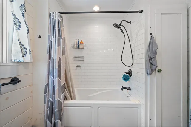 $275,000 | 1241 North Main Street, Brewer, ME 04412