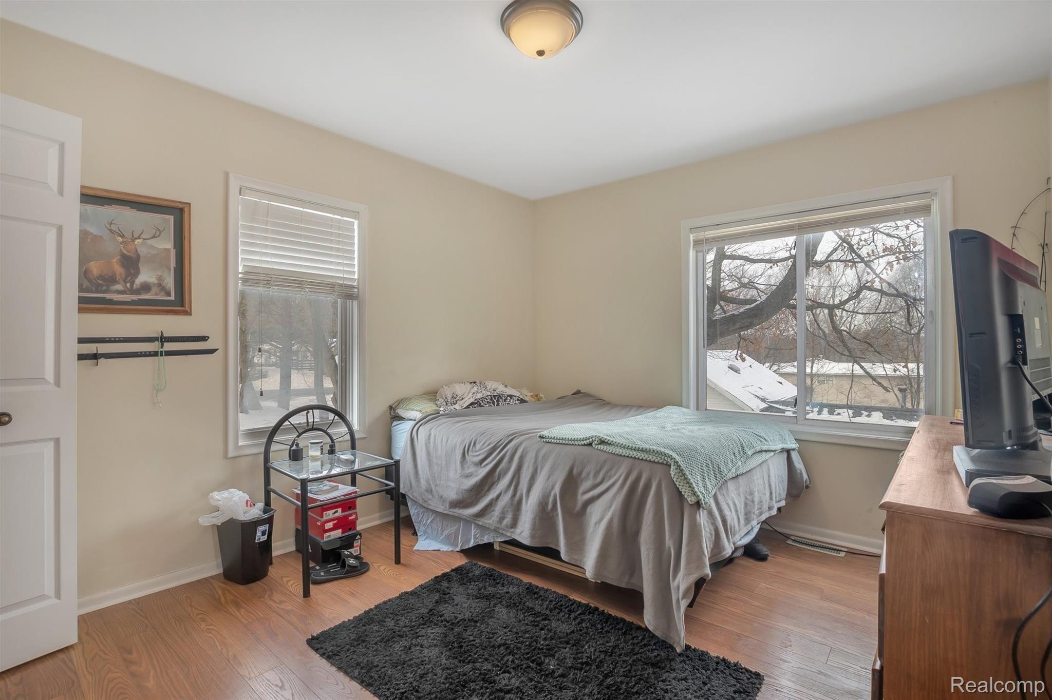 9689 Carpenter Road Milan, MI 48160 - Photo 18 of 37 18-9689-Carpenter-Rd-WindowStill-Re.jpg