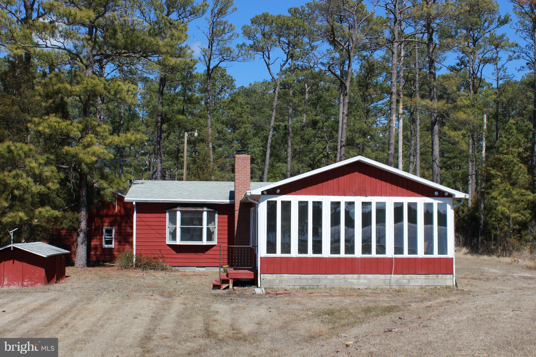 Exterior (Front)