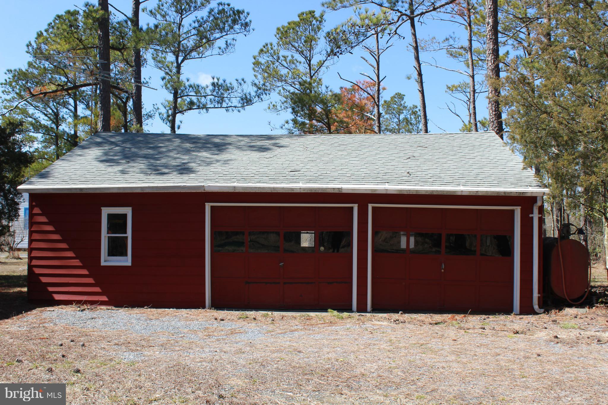 4914 David Greene Road Cambridge, MD 21613 - Photo 23 of 26 2 car detached garage