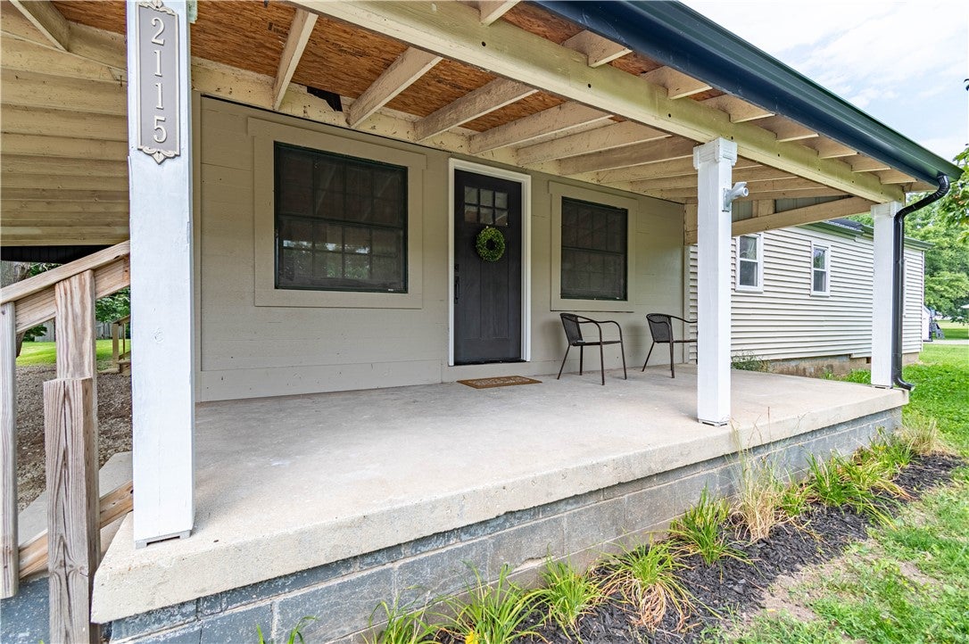 2115 North Sunnyside Road Decatur, IL 62526 - Photo 3 of 22 Gallery Image 3