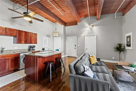 $175,000 | 308 West 8th Street, Unit 522, Kansas City, MO 64105