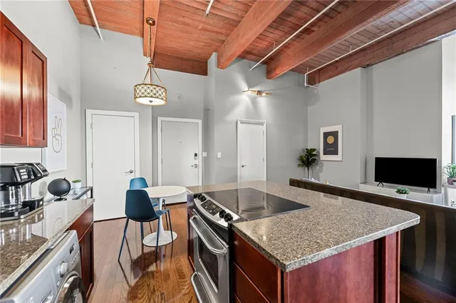 $175,000 | 308 West 8th Street, Unit 522, Kansas City, MO 64105