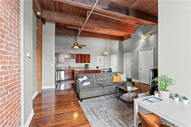 $175,000 | 308 West 8th Street, Unit 522, Kansas City, MO 64105