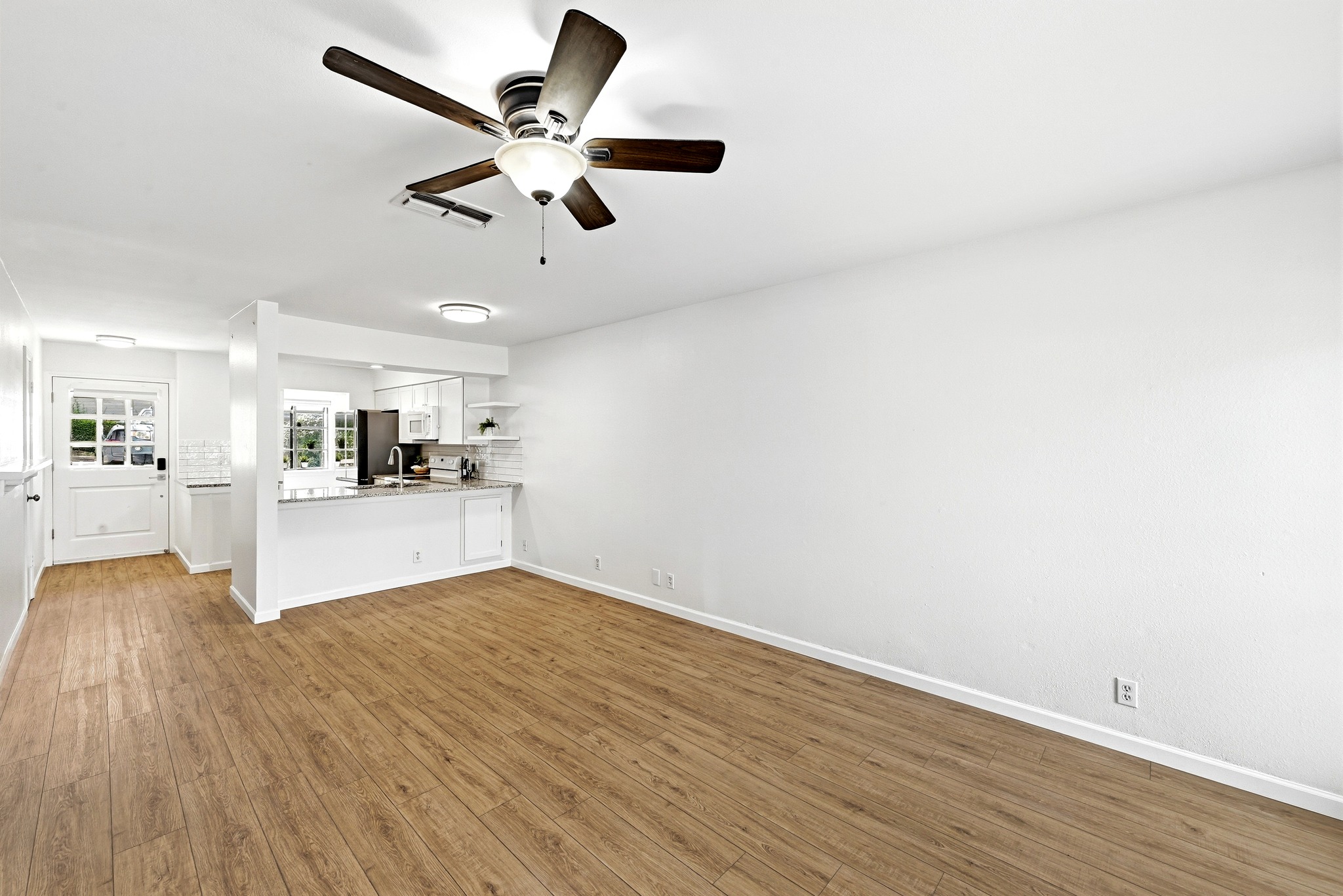 2215 Post Road, Unit 1026 Austin, TX 78704 - Photo 16 of 29