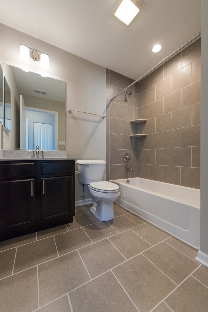 1230 Elm Street Park Ridge, IL 60068 - Photo 15 of 23 Gallery Image 15
