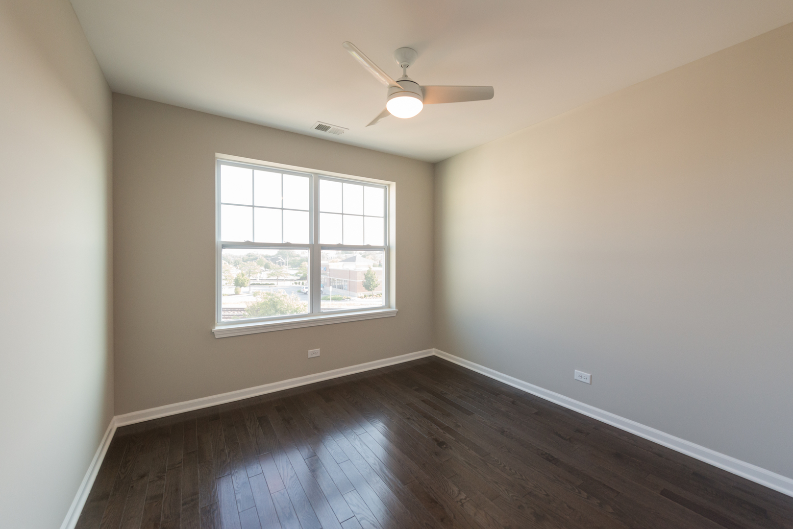 1230 Elm Street Park Ridge, IL 60068 - Photo 16 of 23 Gallery Image 16