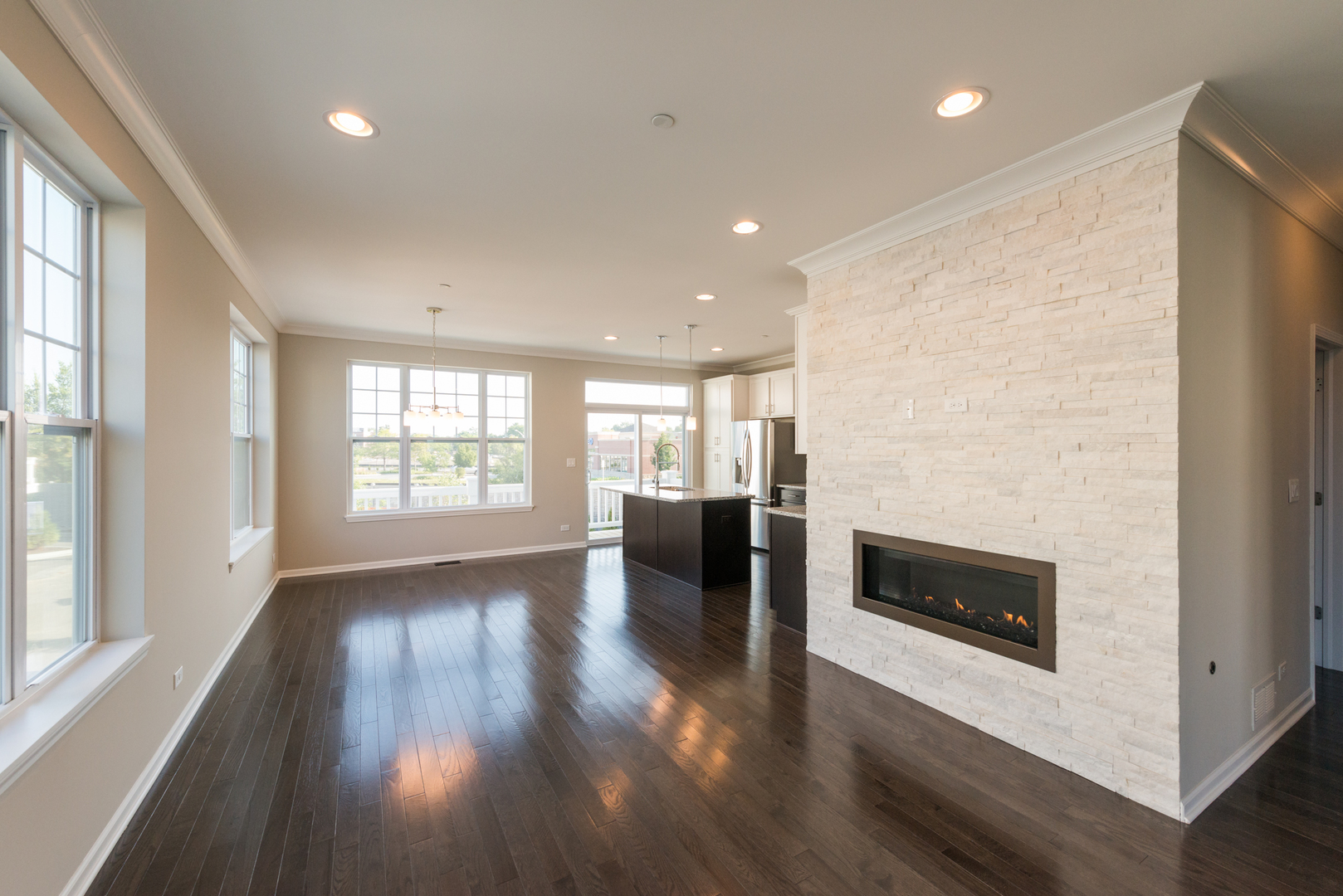 1230 Elm Street Park Ridge, IL 60068 - Photo 2 of 23 Gallery Image 2