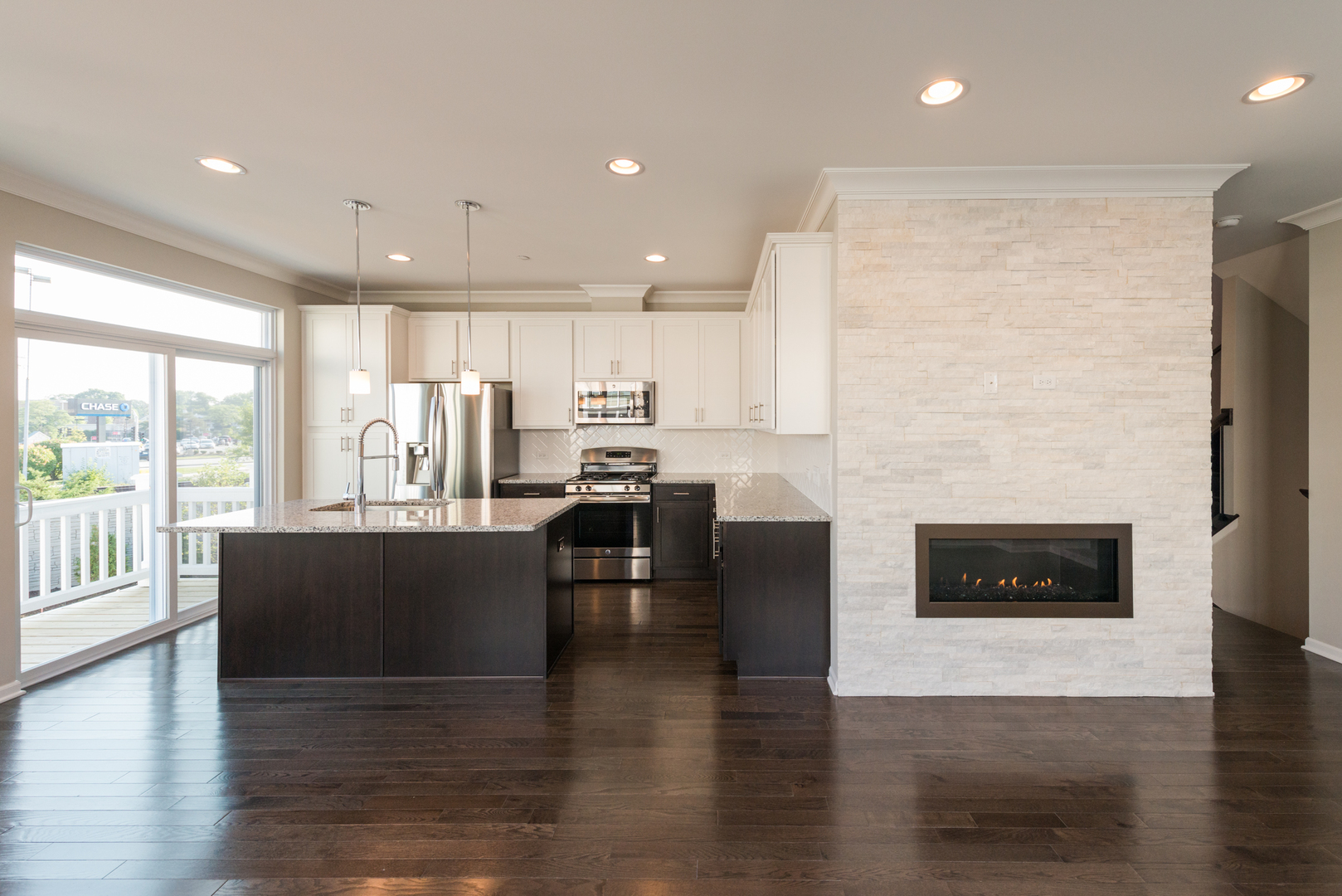 1230 Elm Street Park Ridge, IL 60068 - Photo 3 of 23 Gallery Image 3