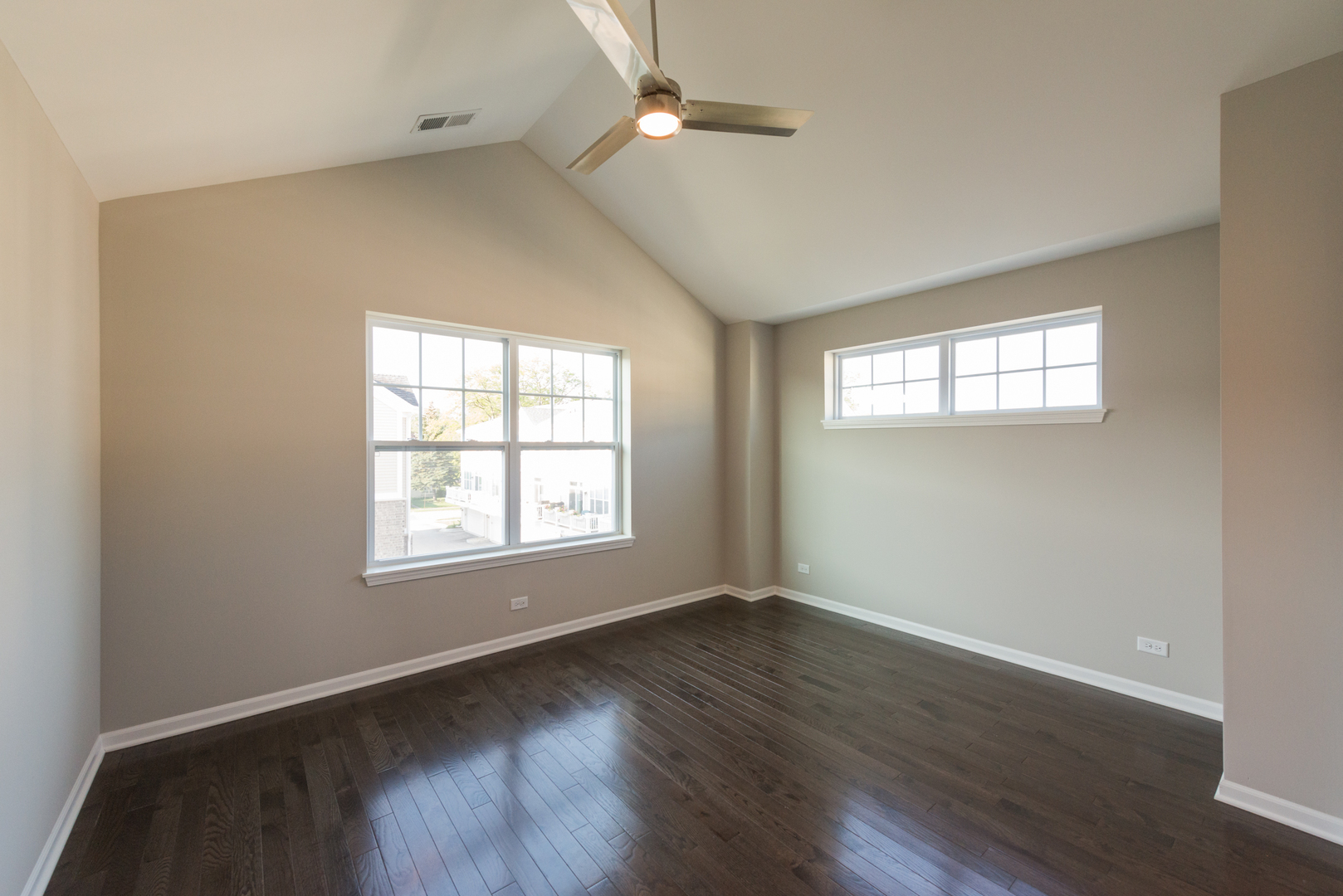 1230 Elm Street Park Ridge, IL 60068 - Photo 8 of 23 Gallery Image 8