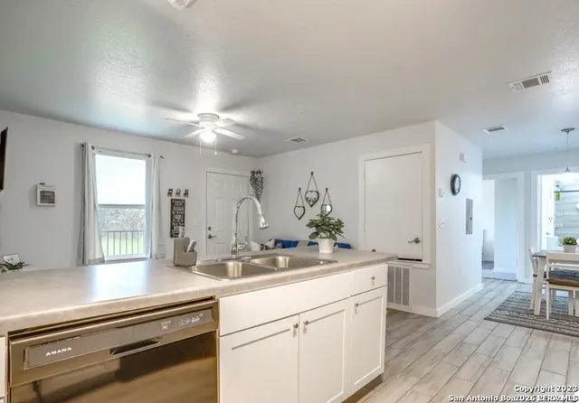 $1,250 | 6423 Melissa Ann Street, Unit 1104, San Antonio, TX 78249