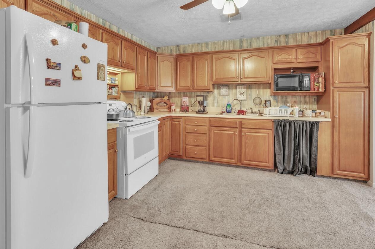 179 Aderholt Road Bronston, KY 42518 - Photo 12 of 25 image (3)