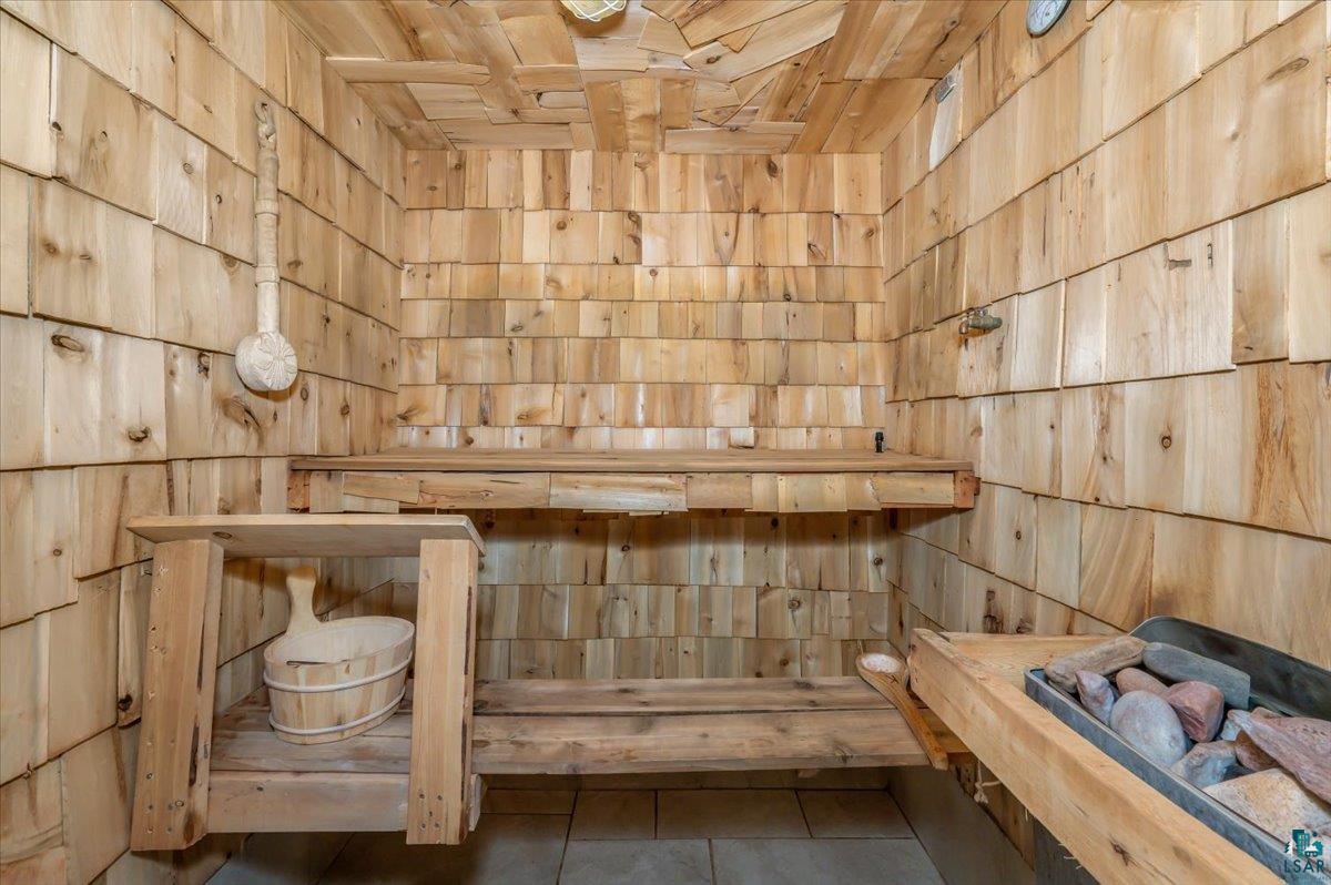 606 Maple Bend Drive Duluth, MN 55811 - Photo 20 of 30 View of sauna with cedar finishes