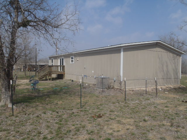 1580 Pooley Road Kingsbury, TX 78638 - Photo 9 of 32 Gallery Image 9