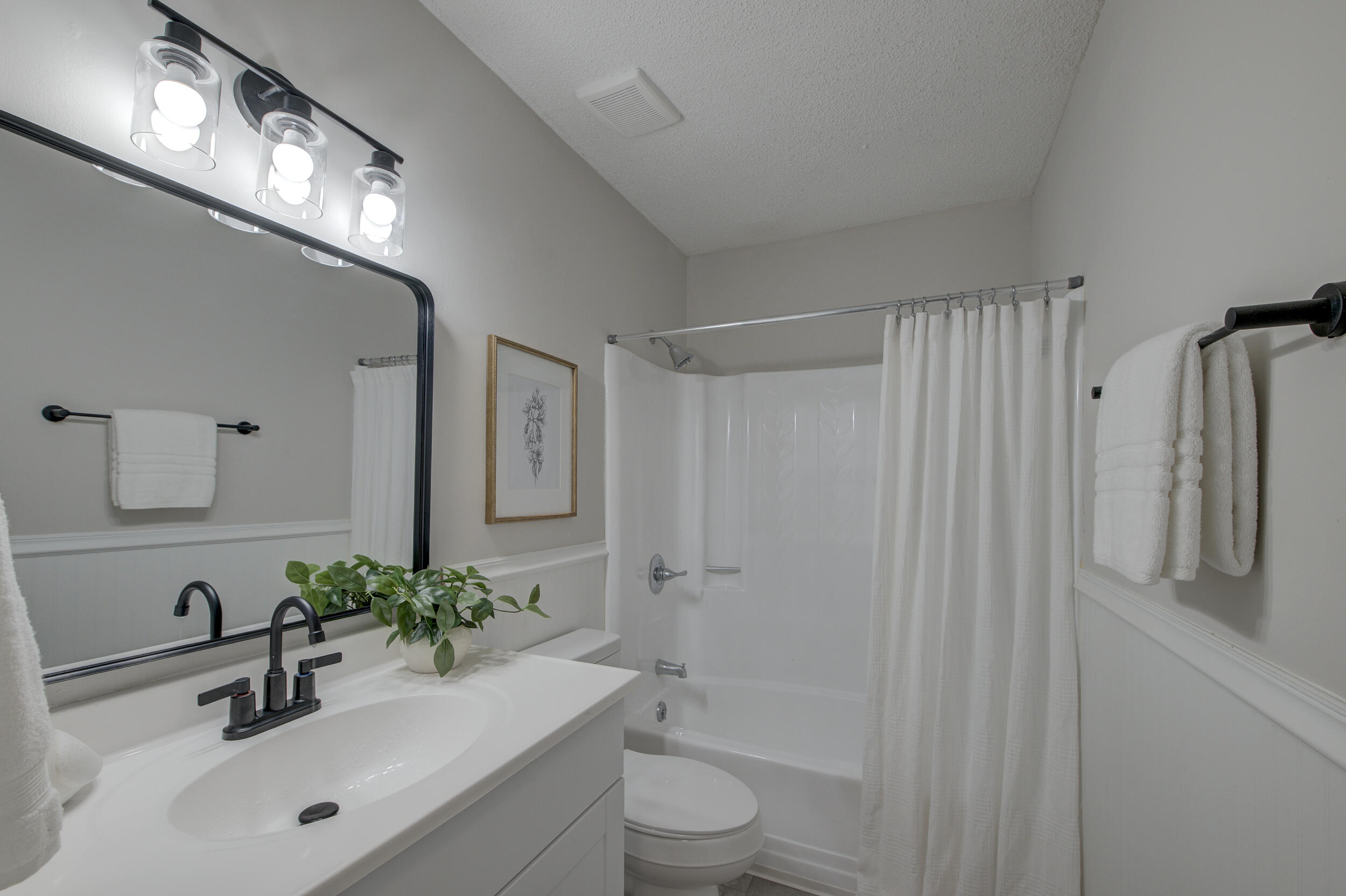 114 Hamlet Road Summerville, SC 29485 - Photo 25 of 43 DSC_1366_67_68_69_70