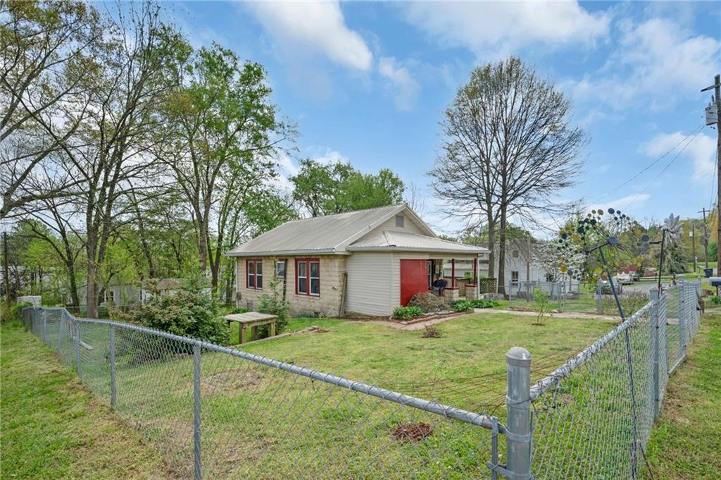 775 Union Street Summerville, GA 30747 - Photo 4 of 25