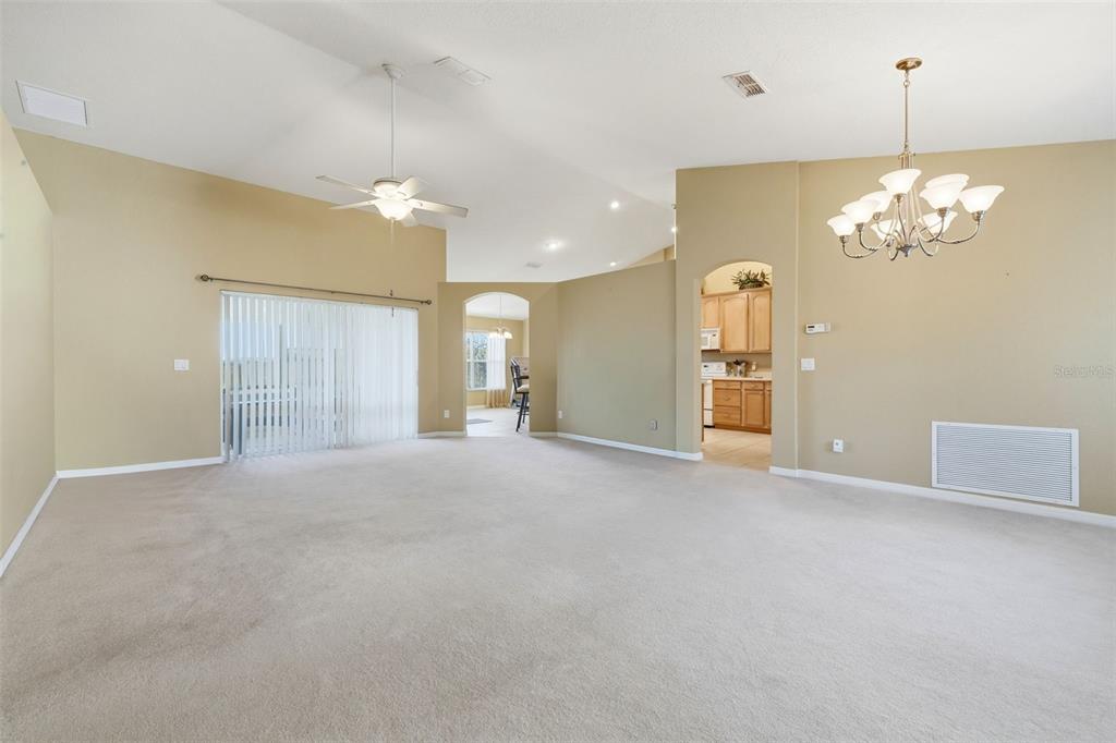 17083 Southeast 115th Terrace Road Summerfield, FL 34491 - Photo 7 of 61