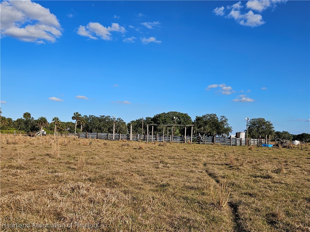 320 Grigsby Road Venus, FL 33960 - Photo 11 of 21 Gallery Image 11