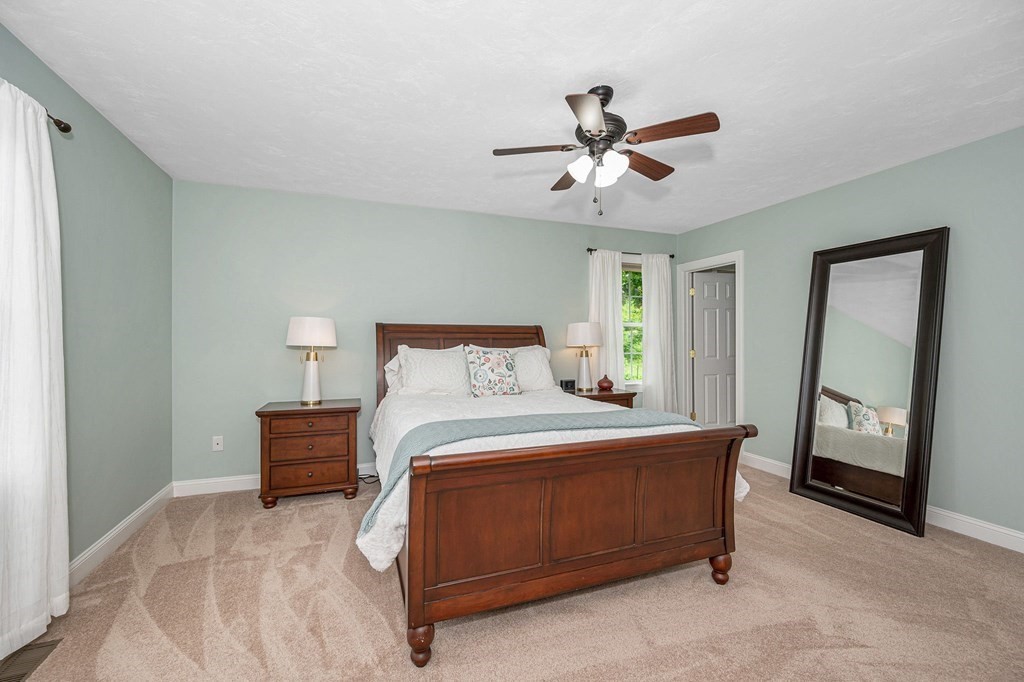 9 Brookbridge Road Stoneham, MA 02180 - Photo 17 of 41 Gallery Image 17