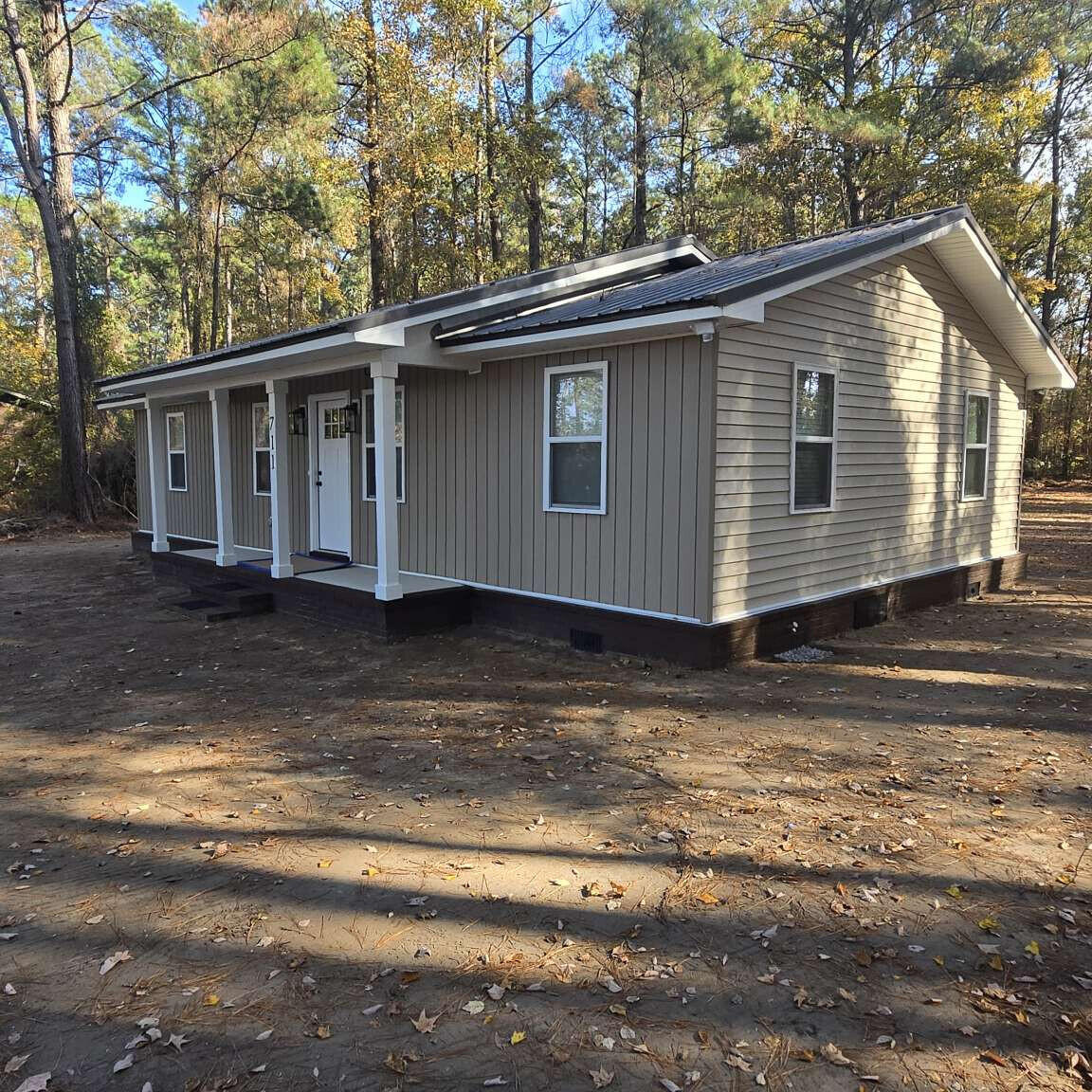 711 Rodeo Drive Walterboro, SC 29488 - Photo 3 of 25 Edwards.3