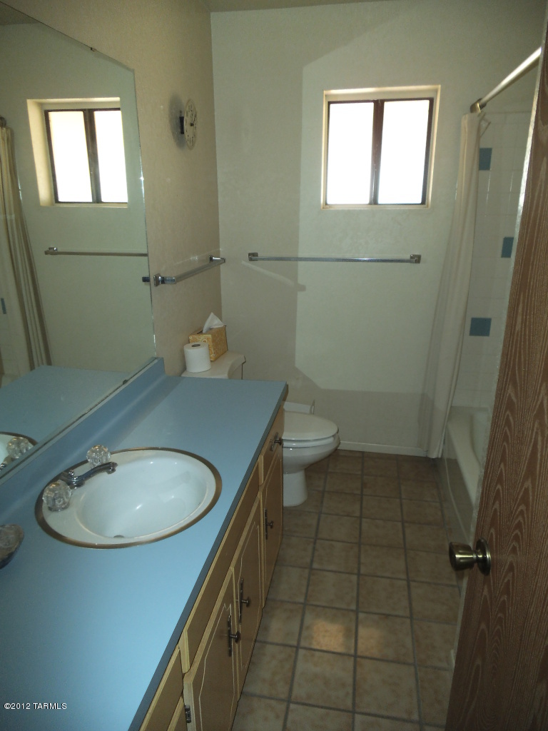 12020 East Snyder Road Tucson, AZ 85749 - Photo 11 of 23 Gallery Image 11
