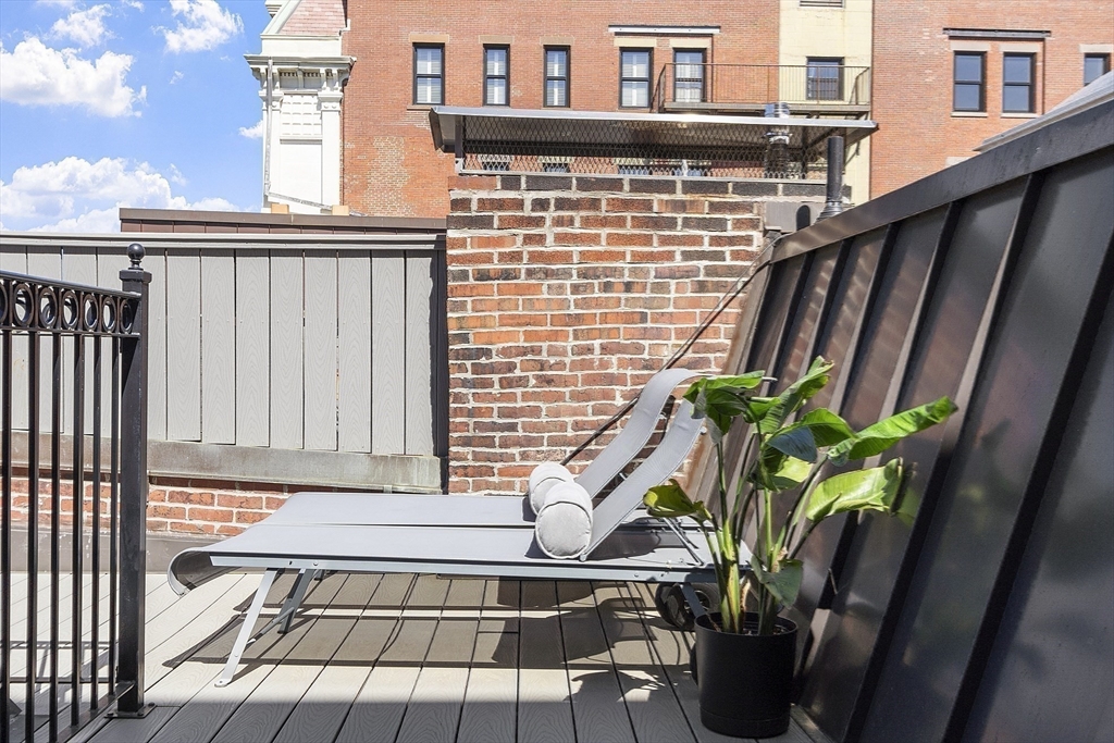 178 Commonwealth Avenue, Unit PH Boston, MA 02116 - Photo 25 of 28