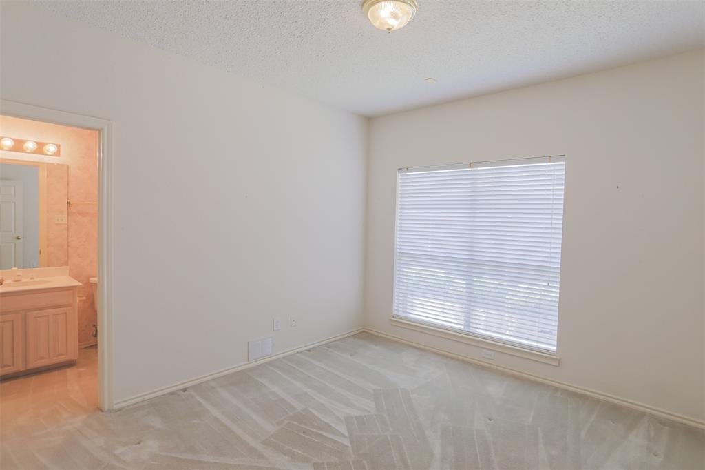 7005 Meadowside Road South Fort Worth, TX 76132 - Photo 17 of 25