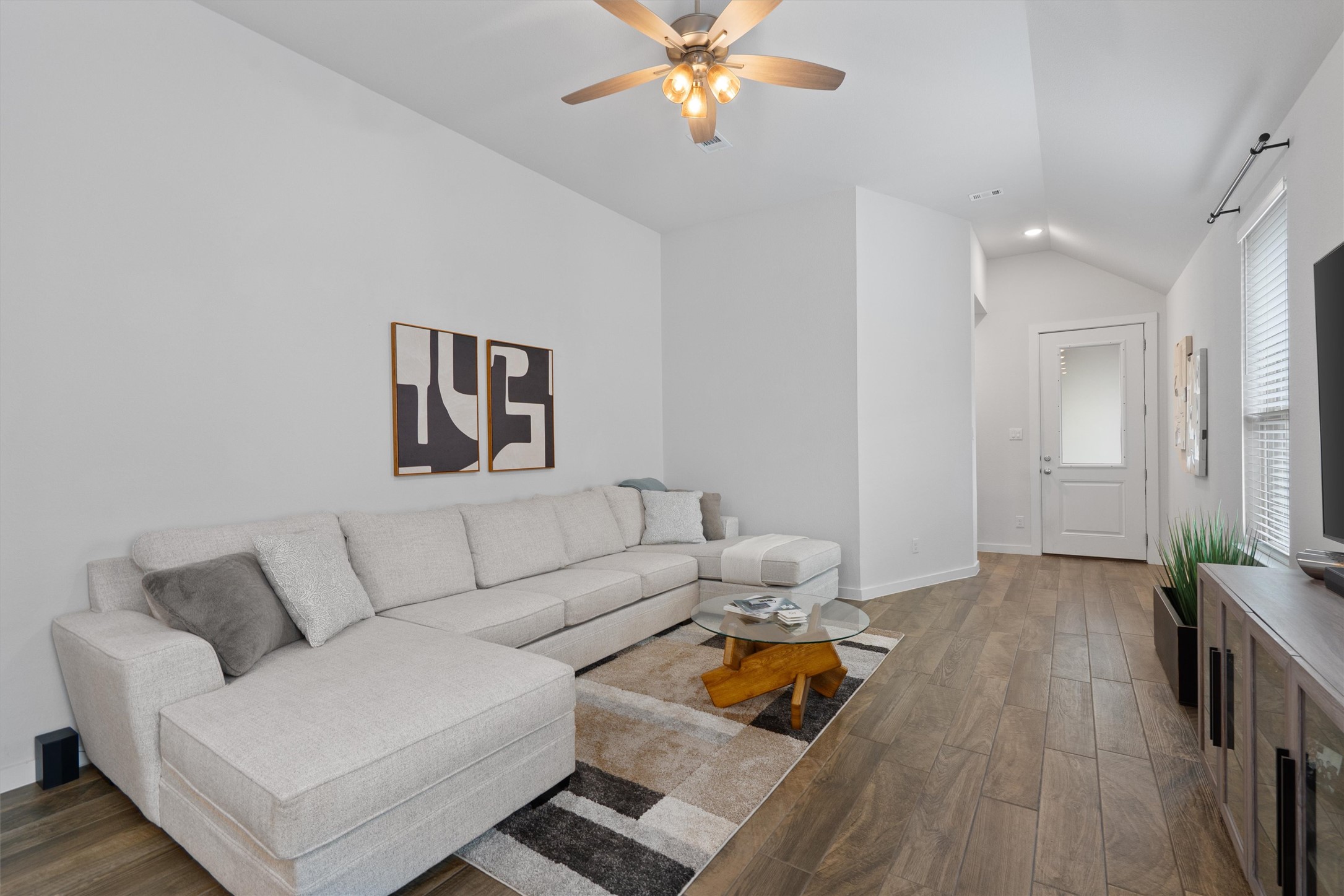 104 Arrowhead Mound Road Georgetown, TX 78628 - Photo 9 of 39