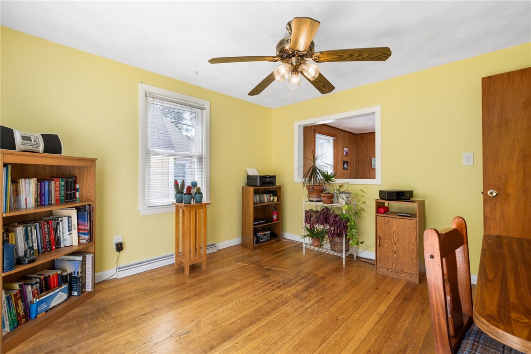 70 New Lexington Road North Kingstown, RI 02852 - Photo 10 of 30 Den/dining room