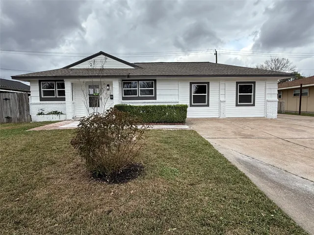 $269,900 | 1106 Glenmore Drive, Pasadena, TX 77503