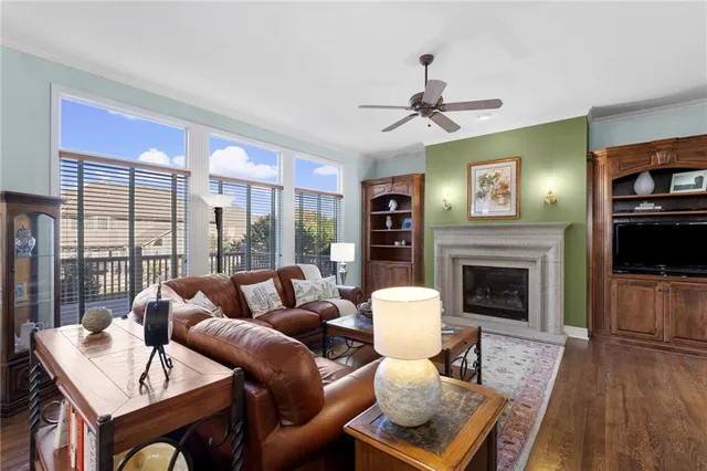 $925,000 | 5716 West 146th Street, Overland Park, KS 66223