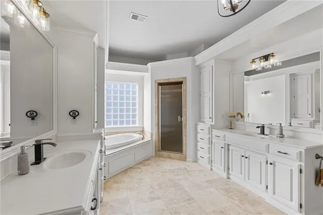 $925,000 | 5716 West 146th Street, Overland Park, KS 66223