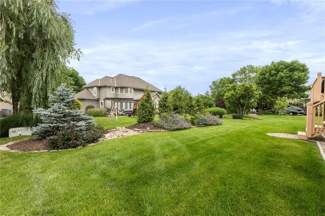 $925,000 | 5716 West 146th Street, Overland Park, KS 66223
