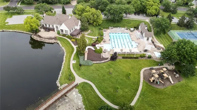 $925,000 | 5716 West 146th Street, Overland Park, KS 66223