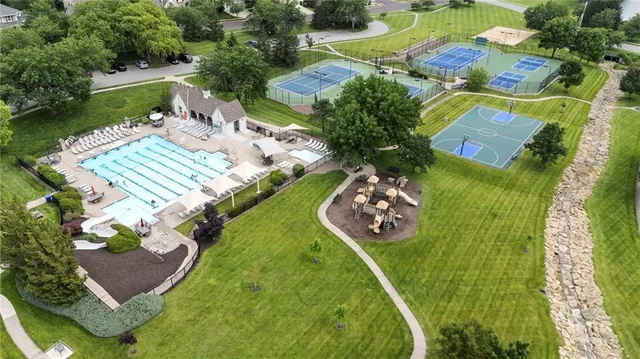 $925,000 | 5716 West 146th Street, Overland Park, KS 66223