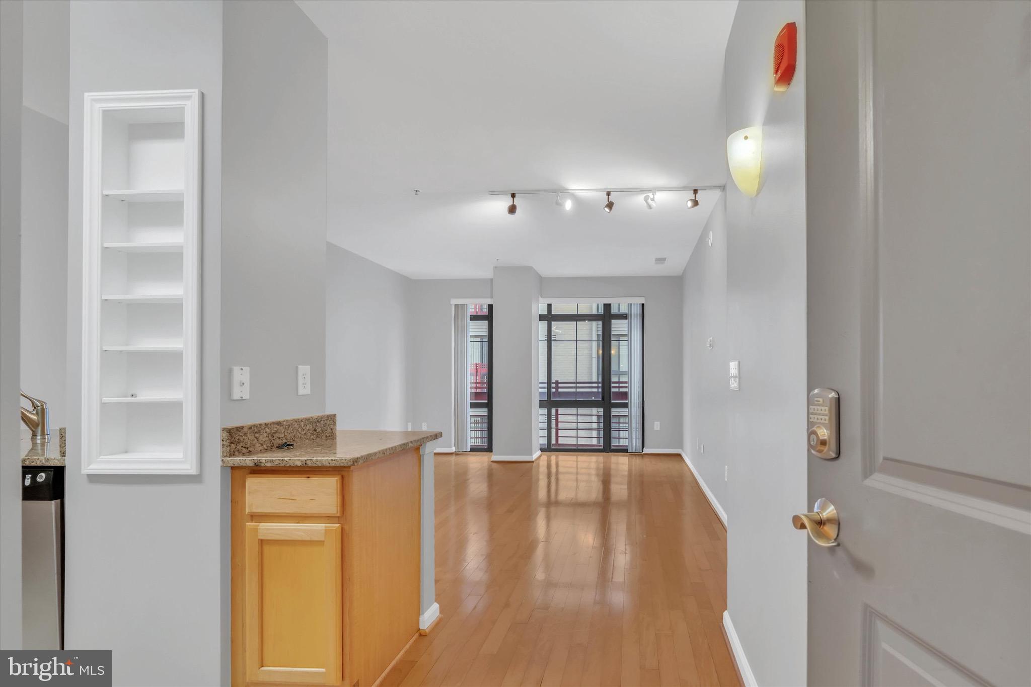 7923 Eastern Avenue Northwest, Unit 904 Silver Spring, MD 20910 - Photo 11 of 31