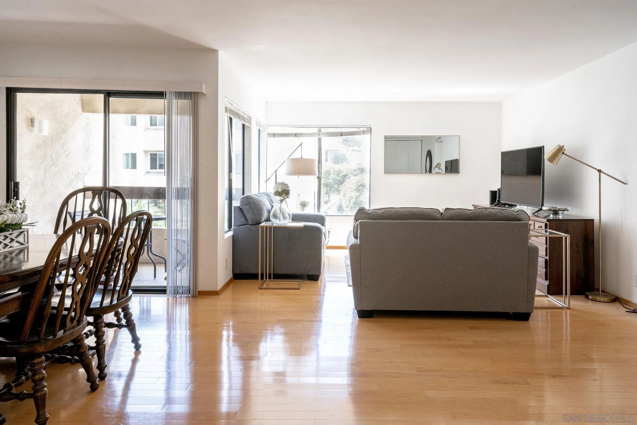 6767 Friars Road, Unit 145 San Diego, CA 92108 - Photo 2 of 29