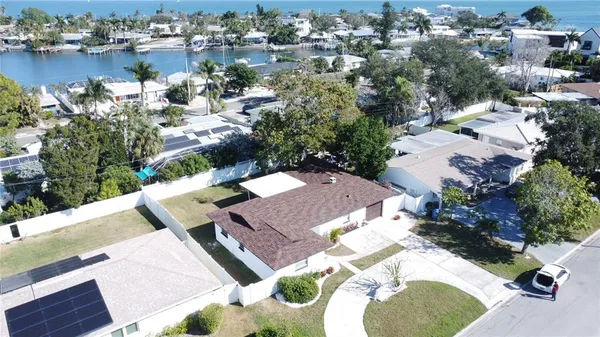 $3,900 | 2502 Tropical Shores Drive Southeast, St. Petersburg, FL 33705