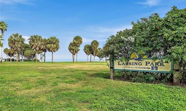 $3,900 | 2502 Tropical Shores Drive Southeast, St. Petersburg, FL 33705