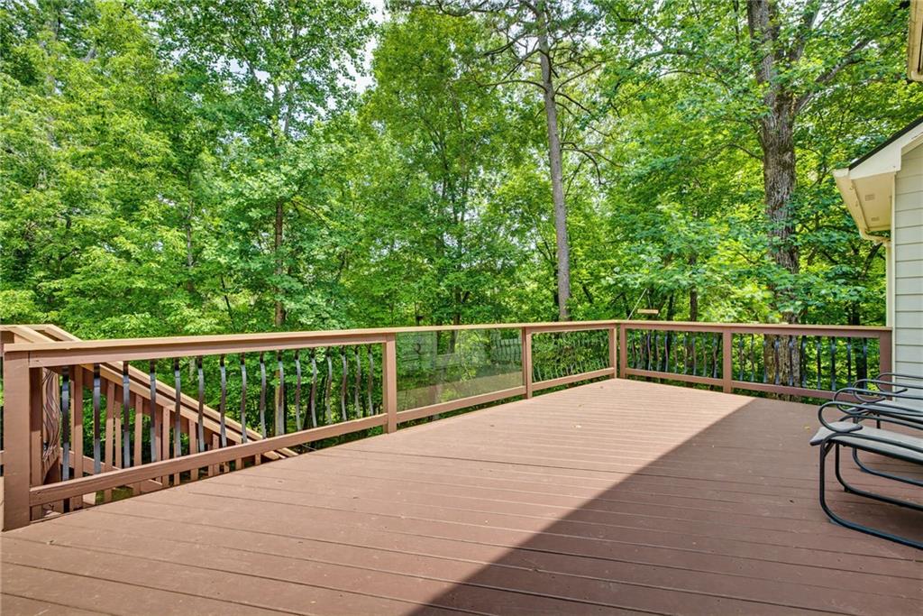 3560 Ridge Drive Gainesville, GA 30501 - Photo 10 of 34