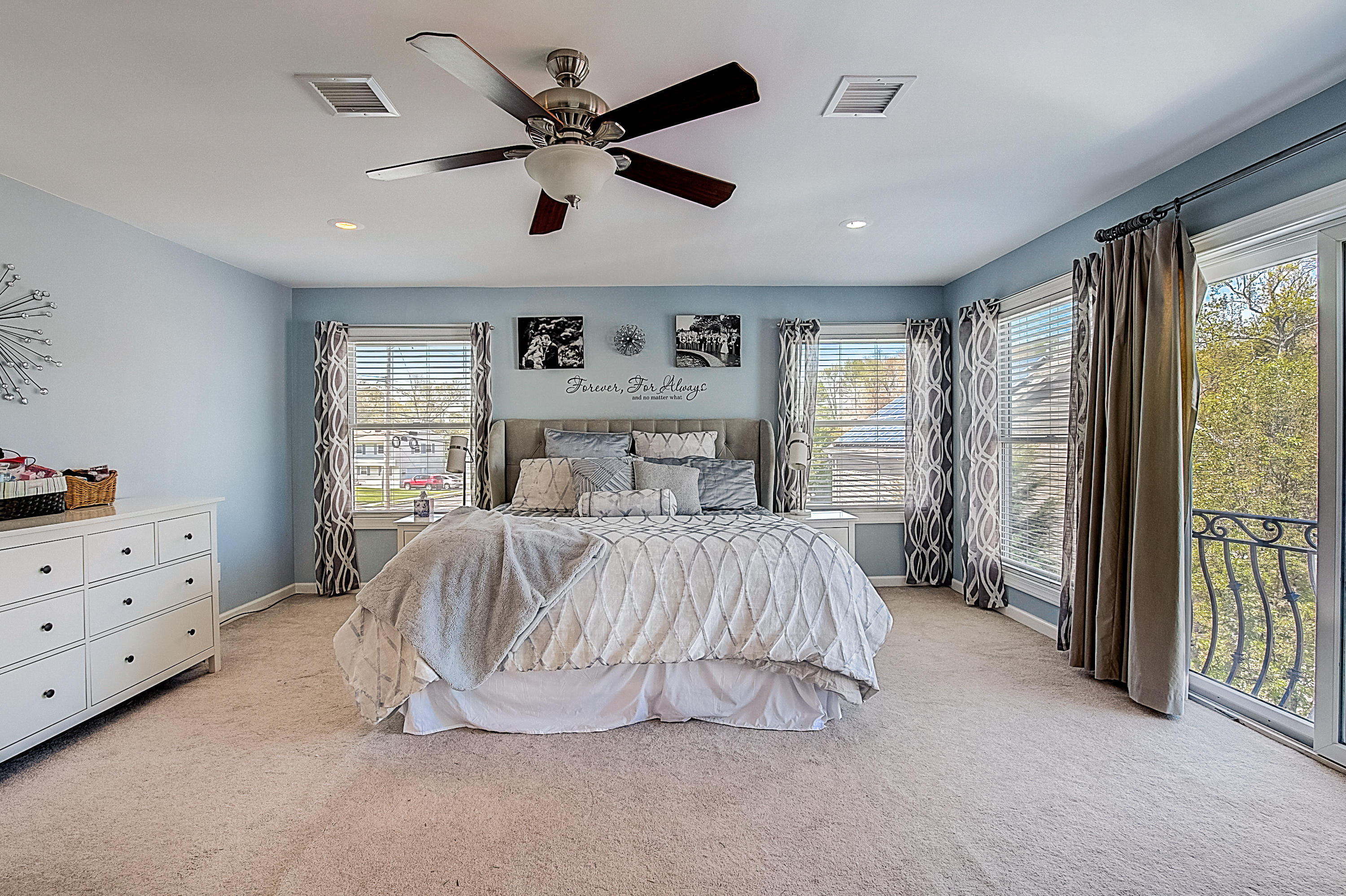 286 Main Street Middletown, NJ 07758 - Photo 35 of 69 a bedroom with a bed and a window