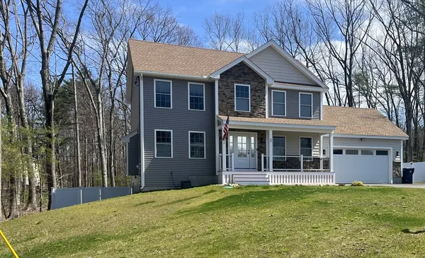$839,900 | 11 A Springview Terrace, Plaistow, NH 03865