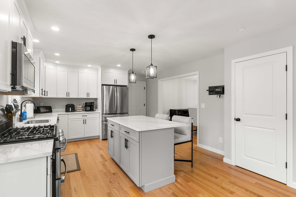 11 A Springview Terrace Plaistow, NH 03865 - Photo 5 of 30