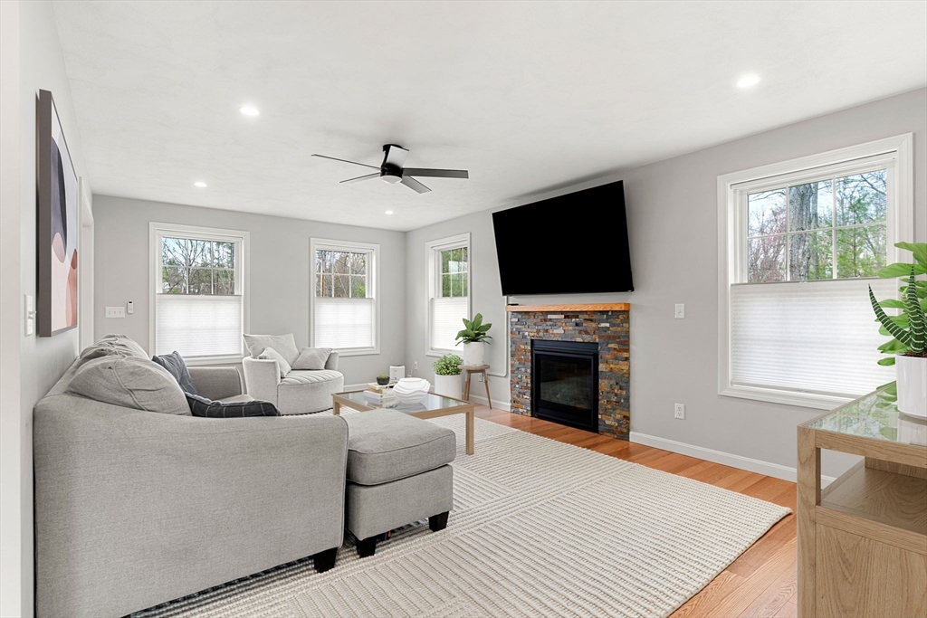 11 A Springview Terrace Plaistow, NH 03865 - Photo 7 of 30