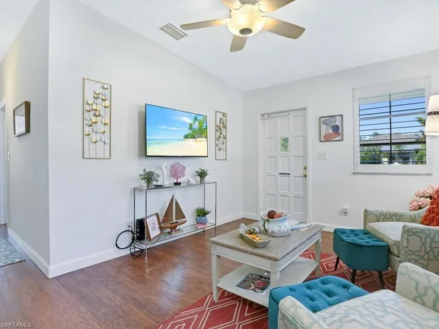 $15,000 | 784 11th Street North, Naples, FL 34102