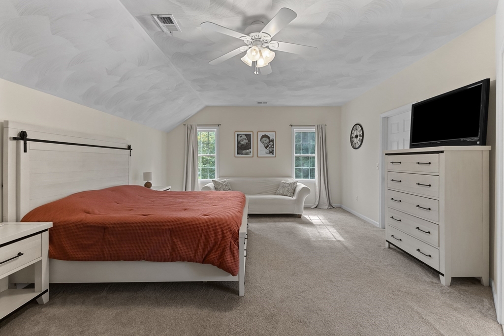 22 West Ledge Road Clinton, MA 01510 - Photo 20 of 36 Gallery Image 20